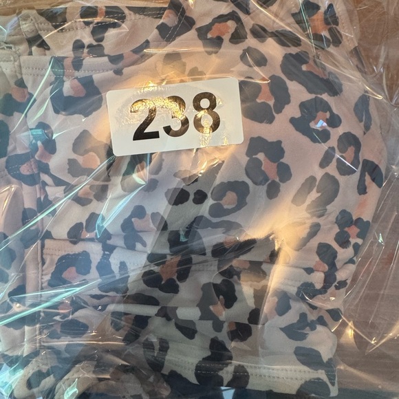 SHEIN Leopard Print Bikini Top - Picture 5 of 5